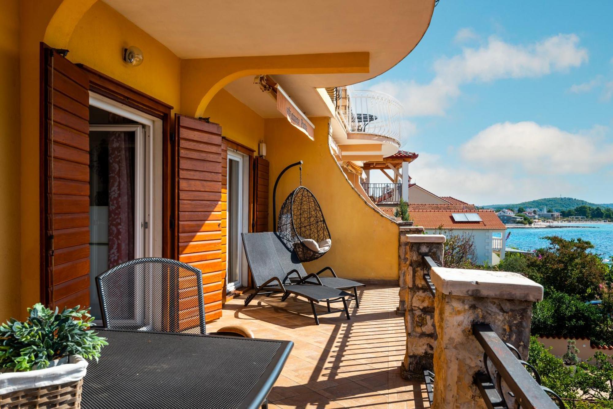 Apartments Rogoznicka Oaza Rogoznica  Exterior photo